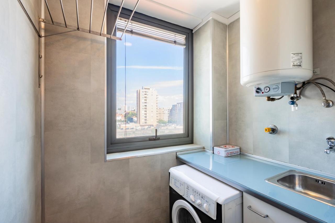 Casa Da Musica 5Th High Apartment Порто Екстериор снимка